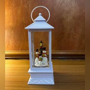 Lighted LED Glitter/Water Snowman Family Lantern - 11” White